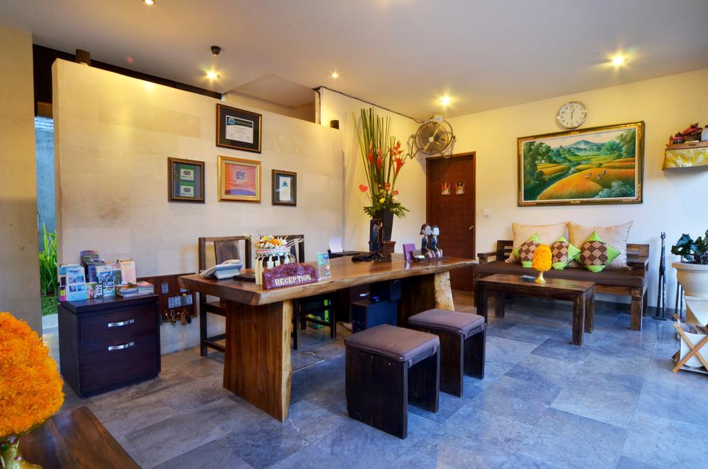The Khayangan Dreams Villa Umalas