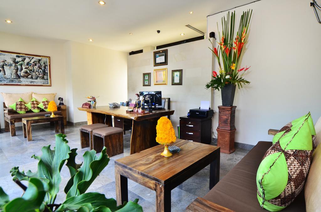 The Khayangan Dreams Villa Umalas