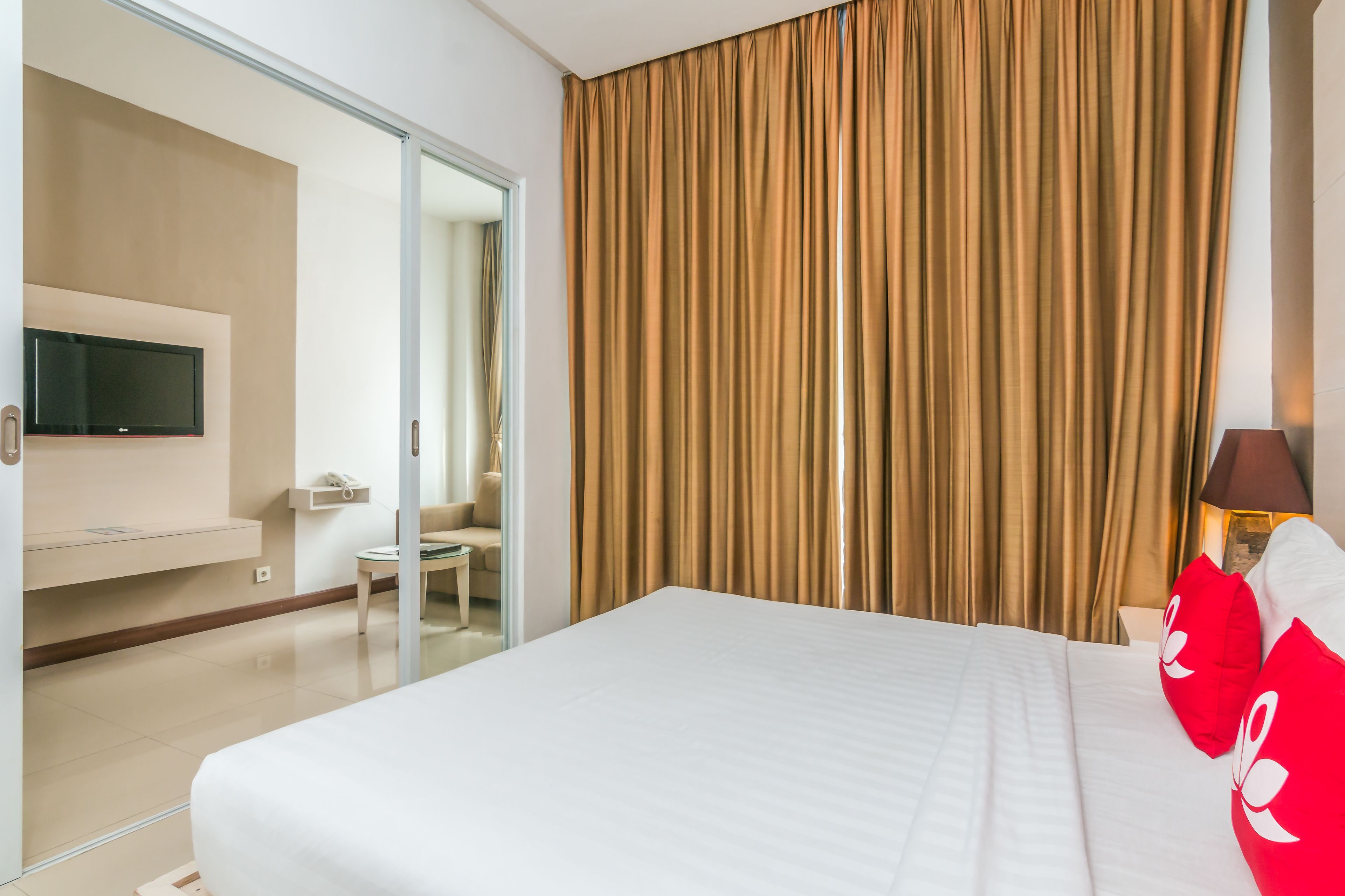 Umalas Hotel and Residence by ZEN Rooms