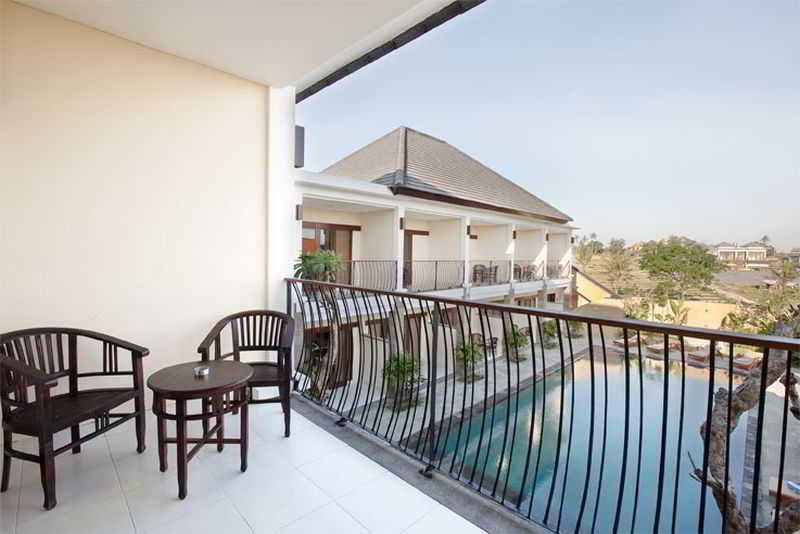 Uma Sri Hotel