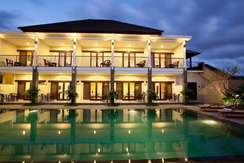 Uma Sri Hotel