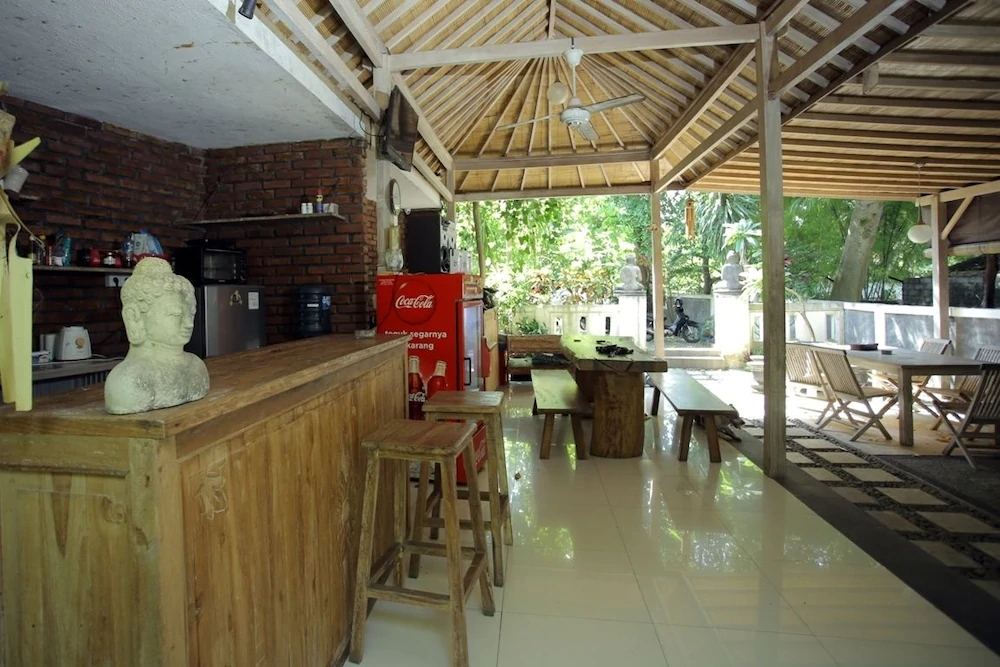 Van Mandri Guest House