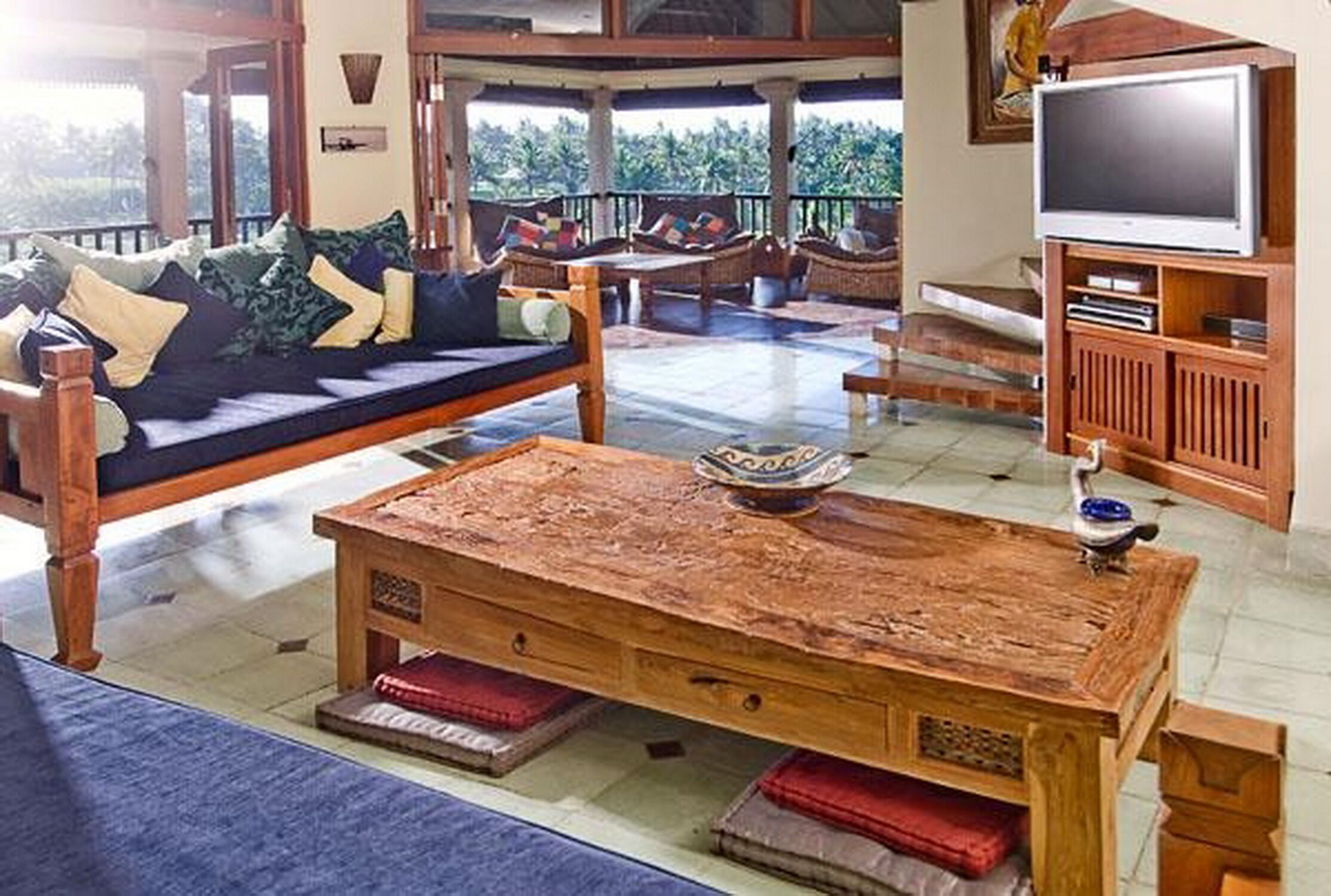 Villa Anyar 5 Bedrooms