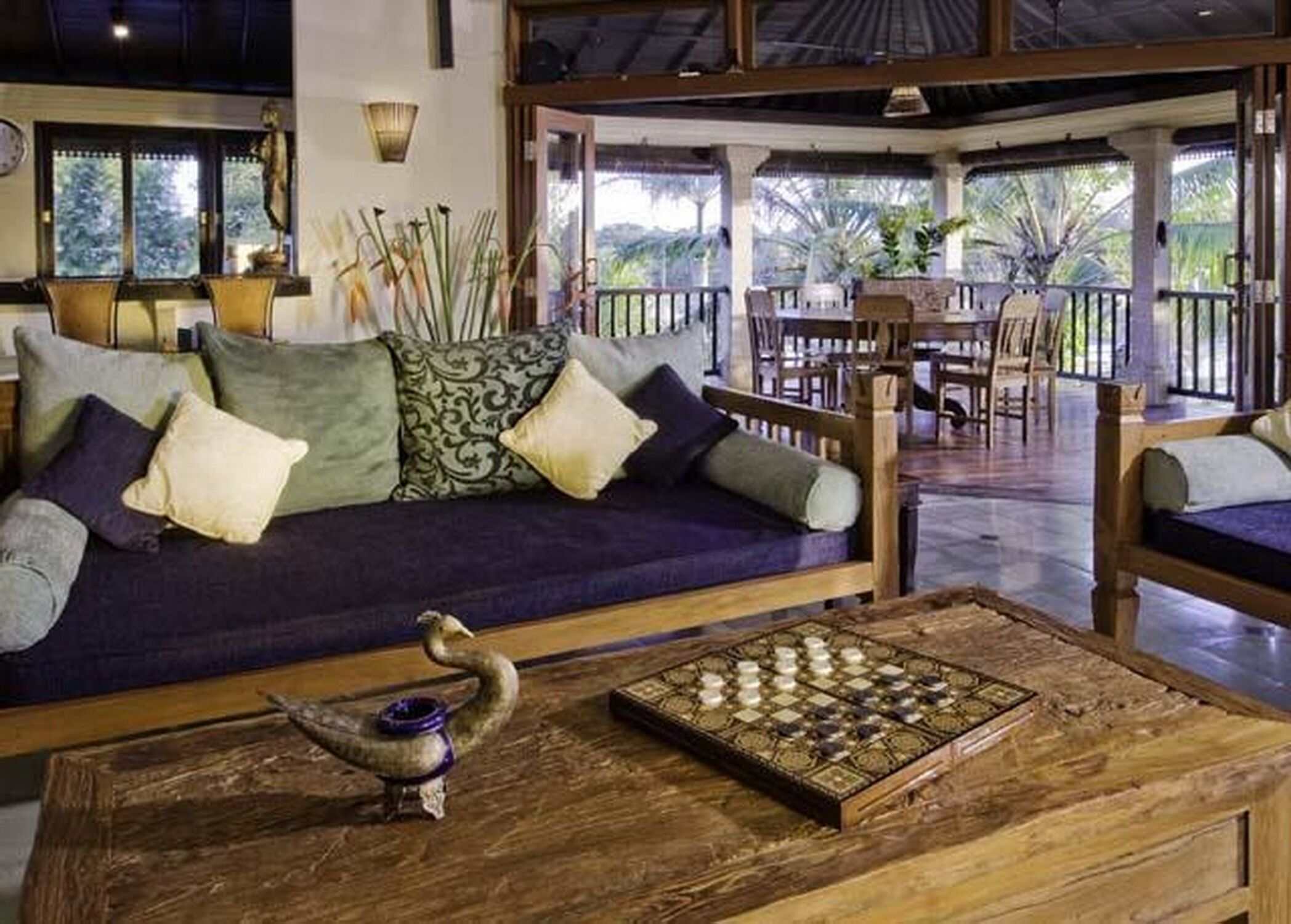 Villa Anyar 5 Bedrooms