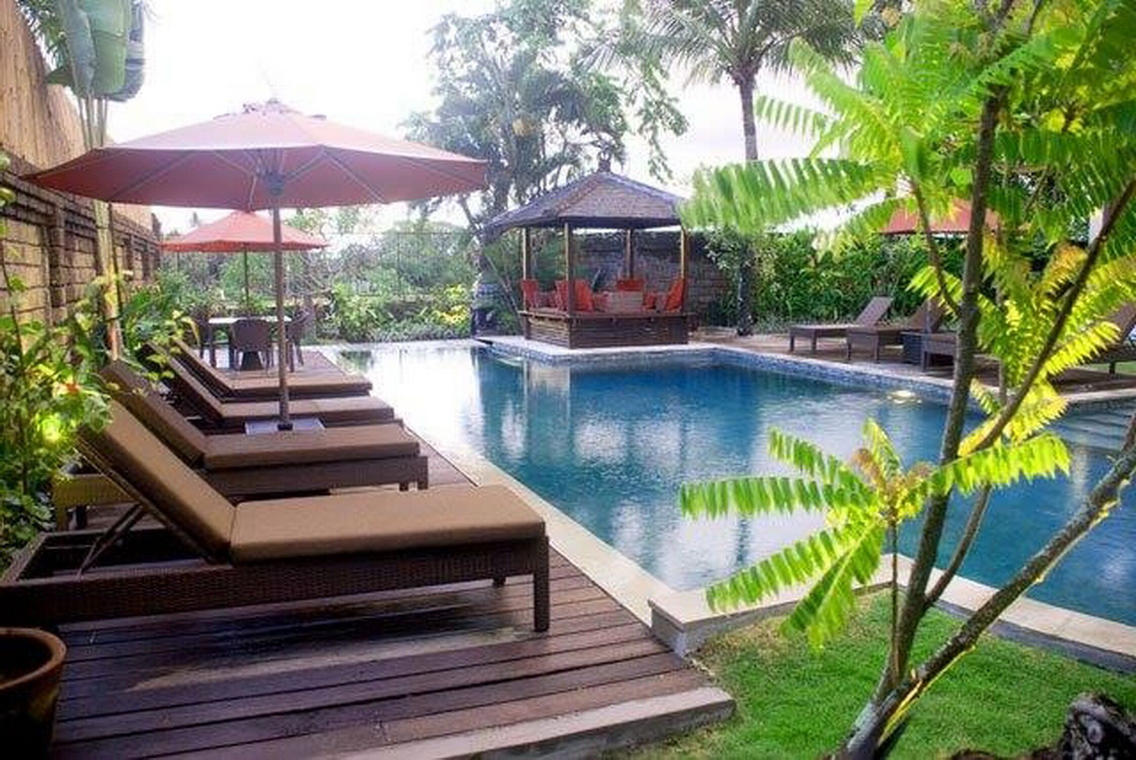 Villa Anyar 5 Bedrooms