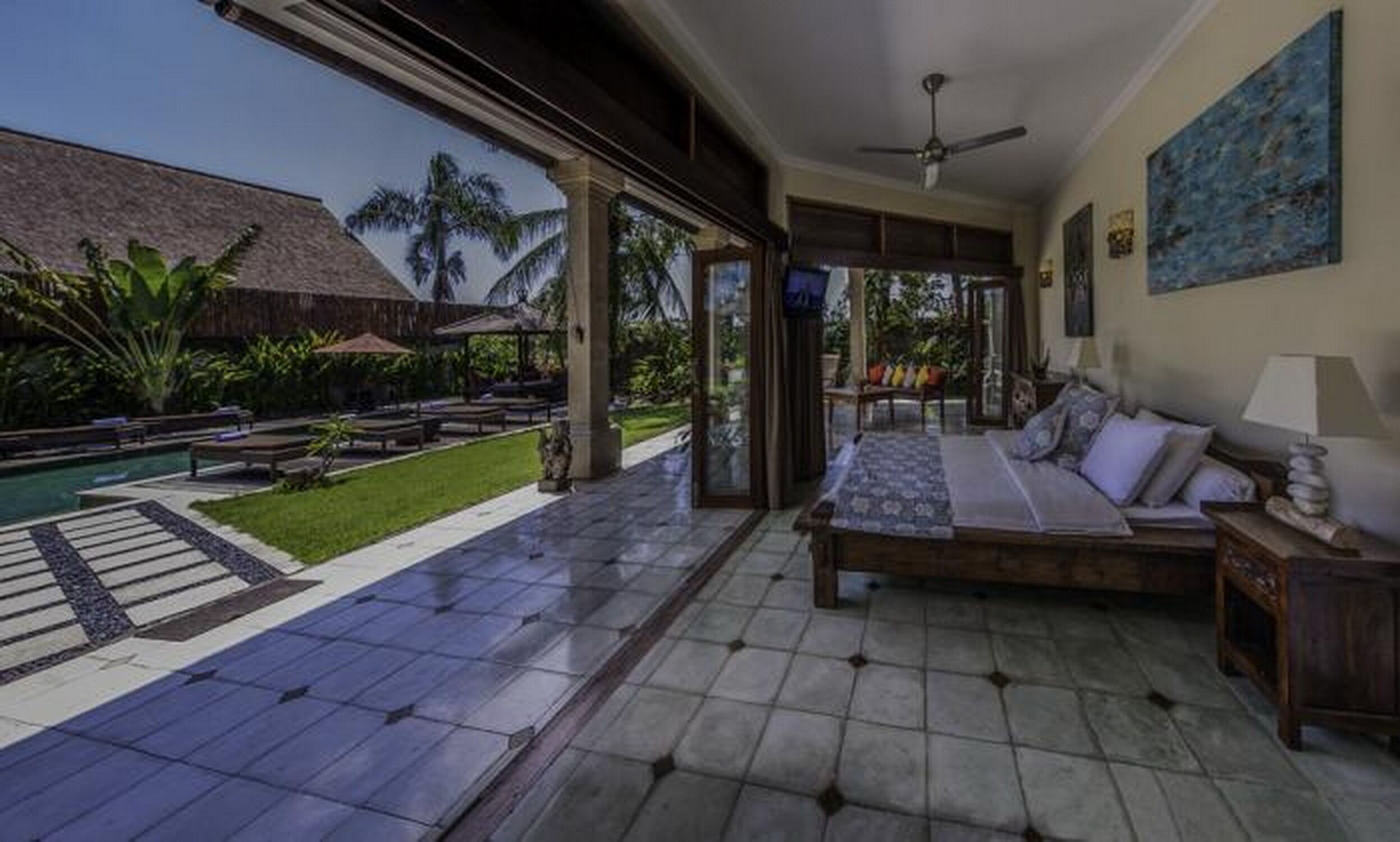 Villa Anyar 5 Bedrooms
