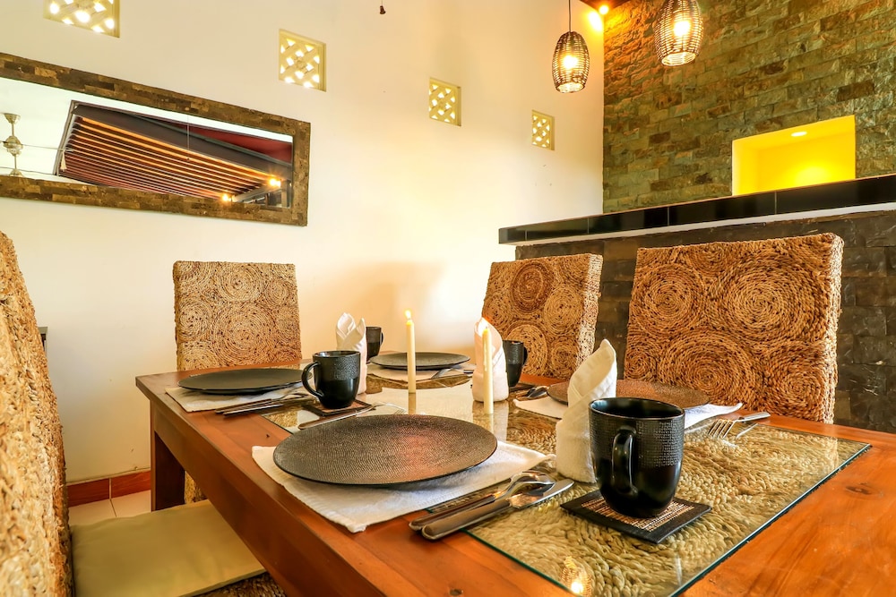 Villa Iluka 2 by OYO Rooms