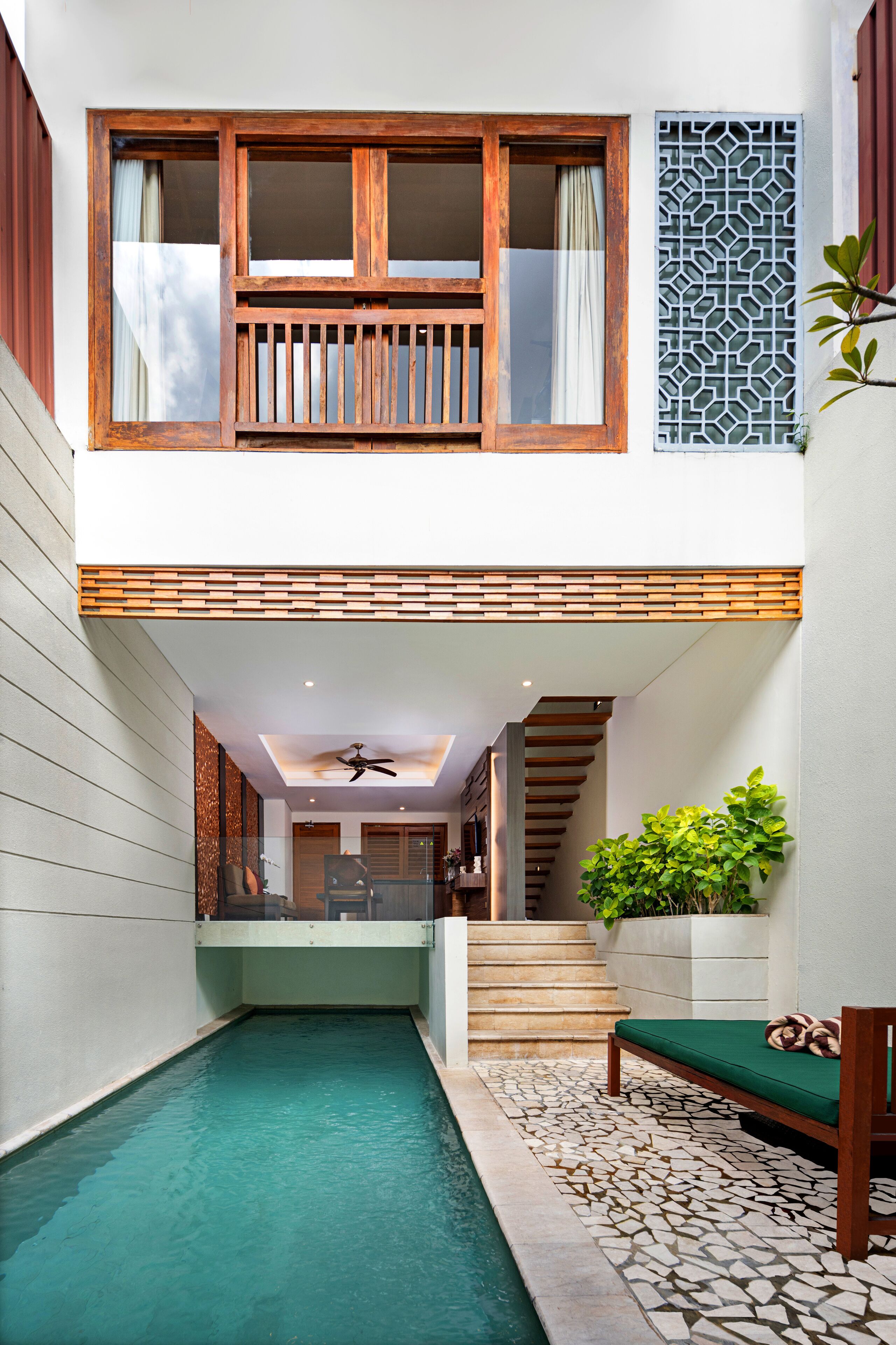 Villa Kayu Raja