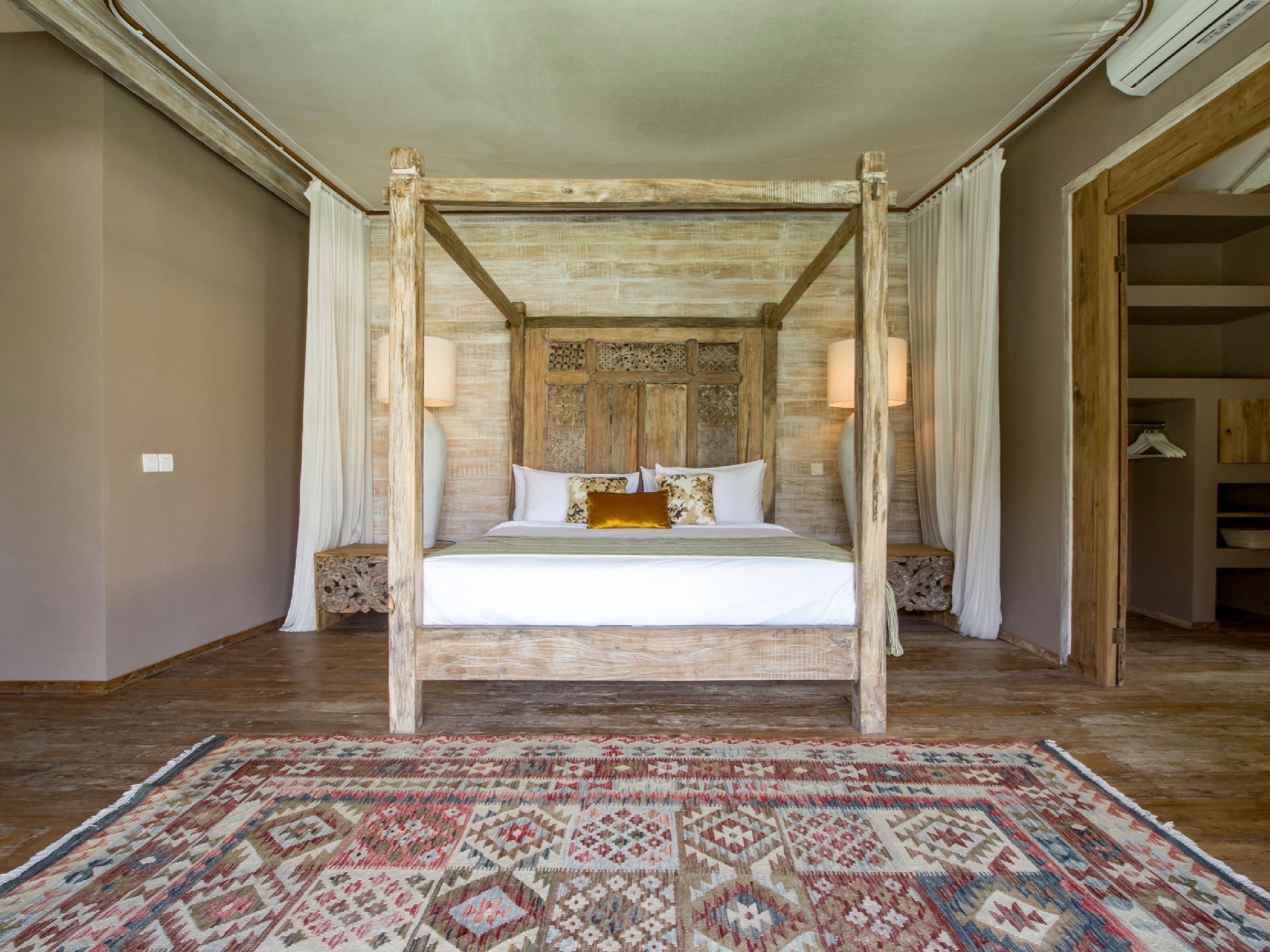 Villa Mannao Estate