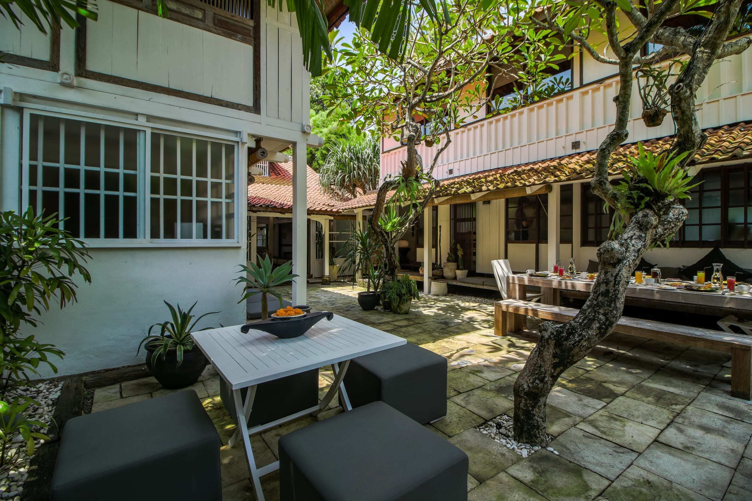 Villa Sembunyi
