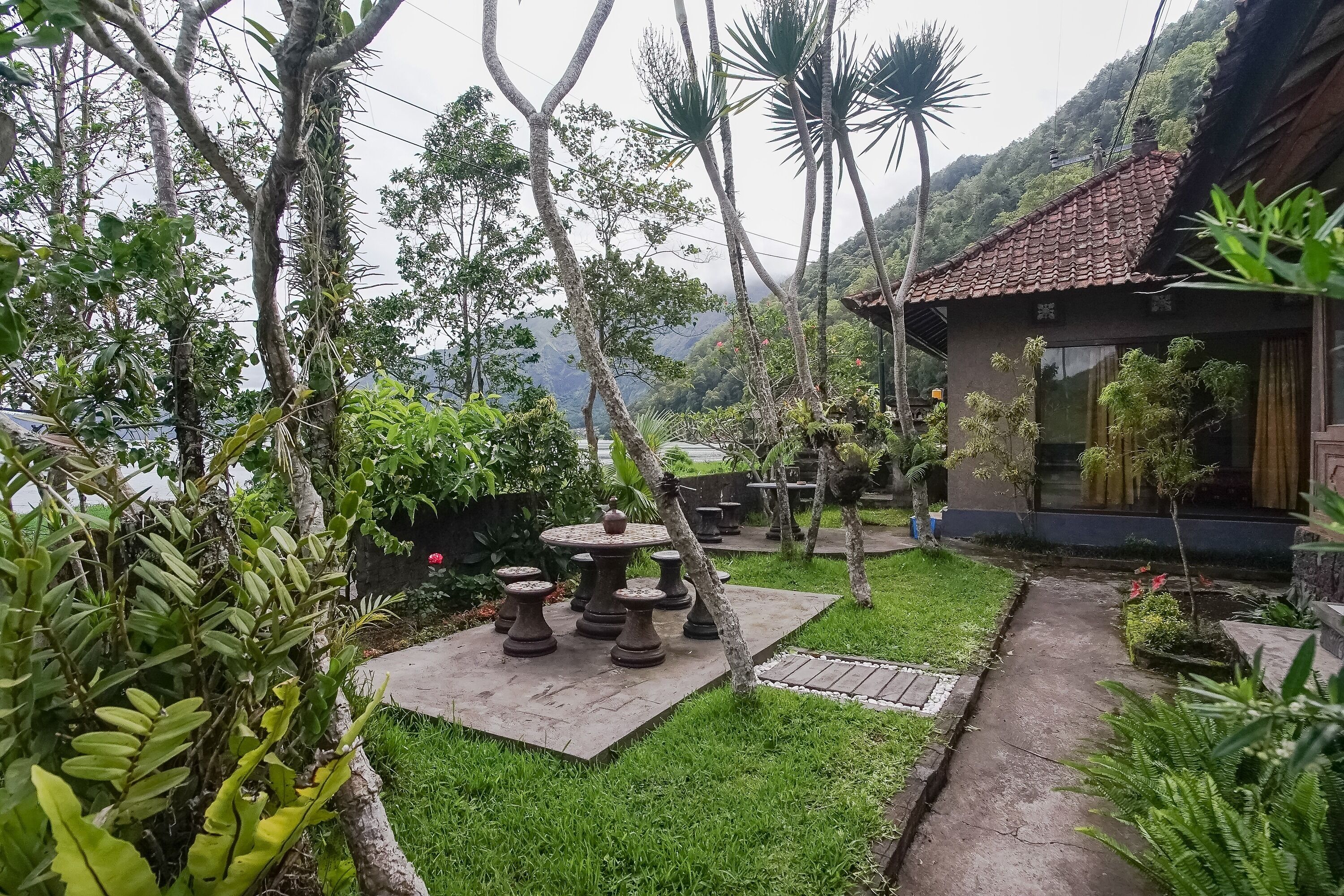 Baruna Lakeside View