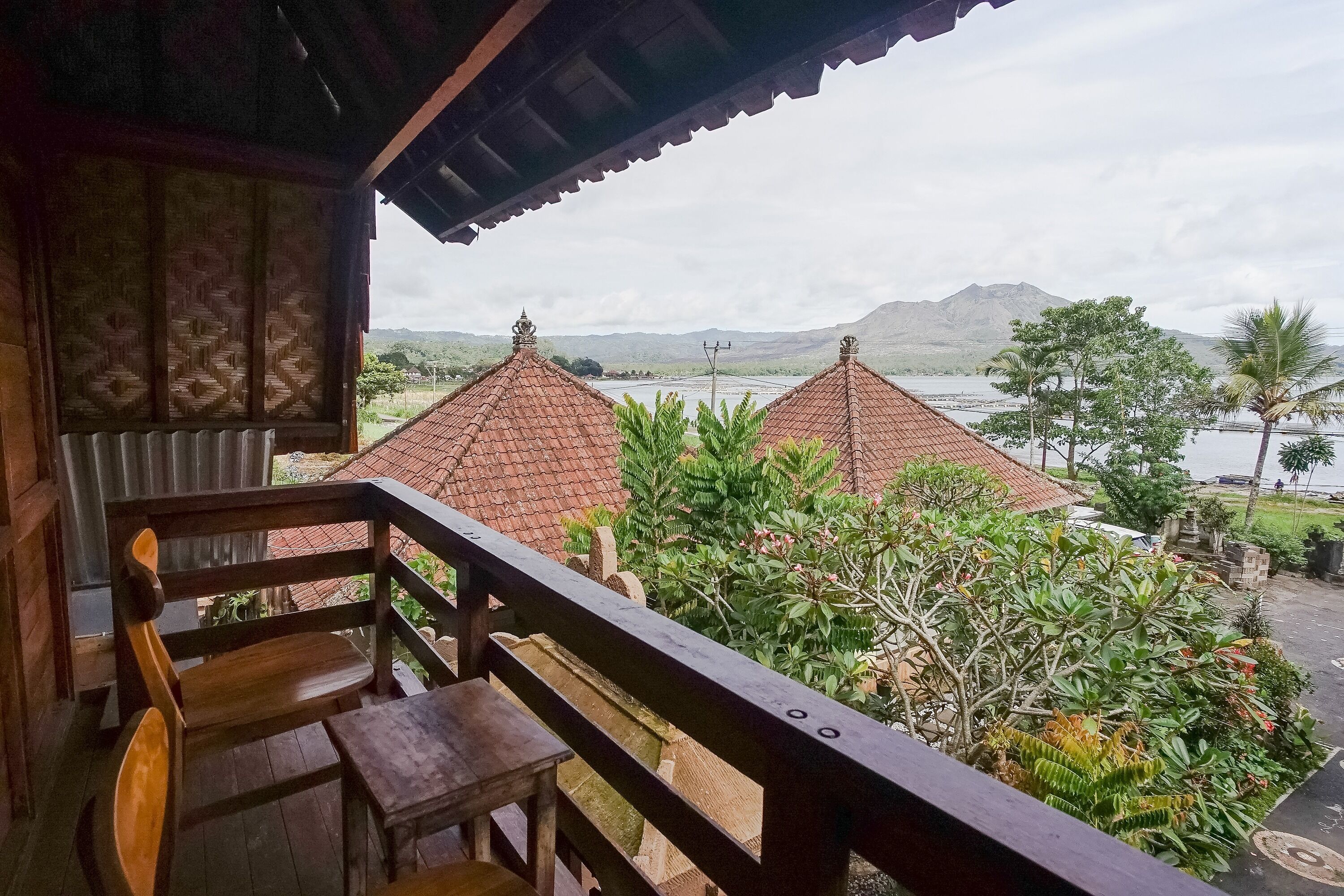 Baruna Lakeside View