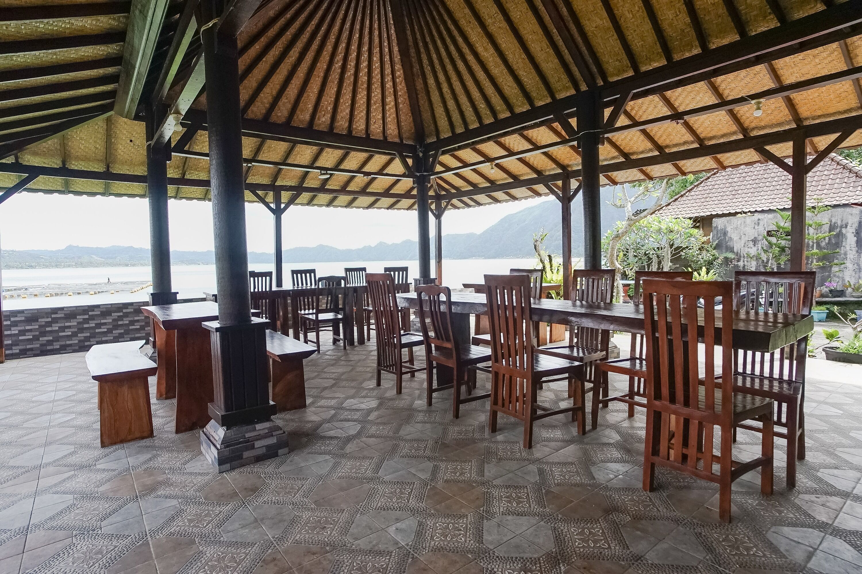 Baruna Lakeside View