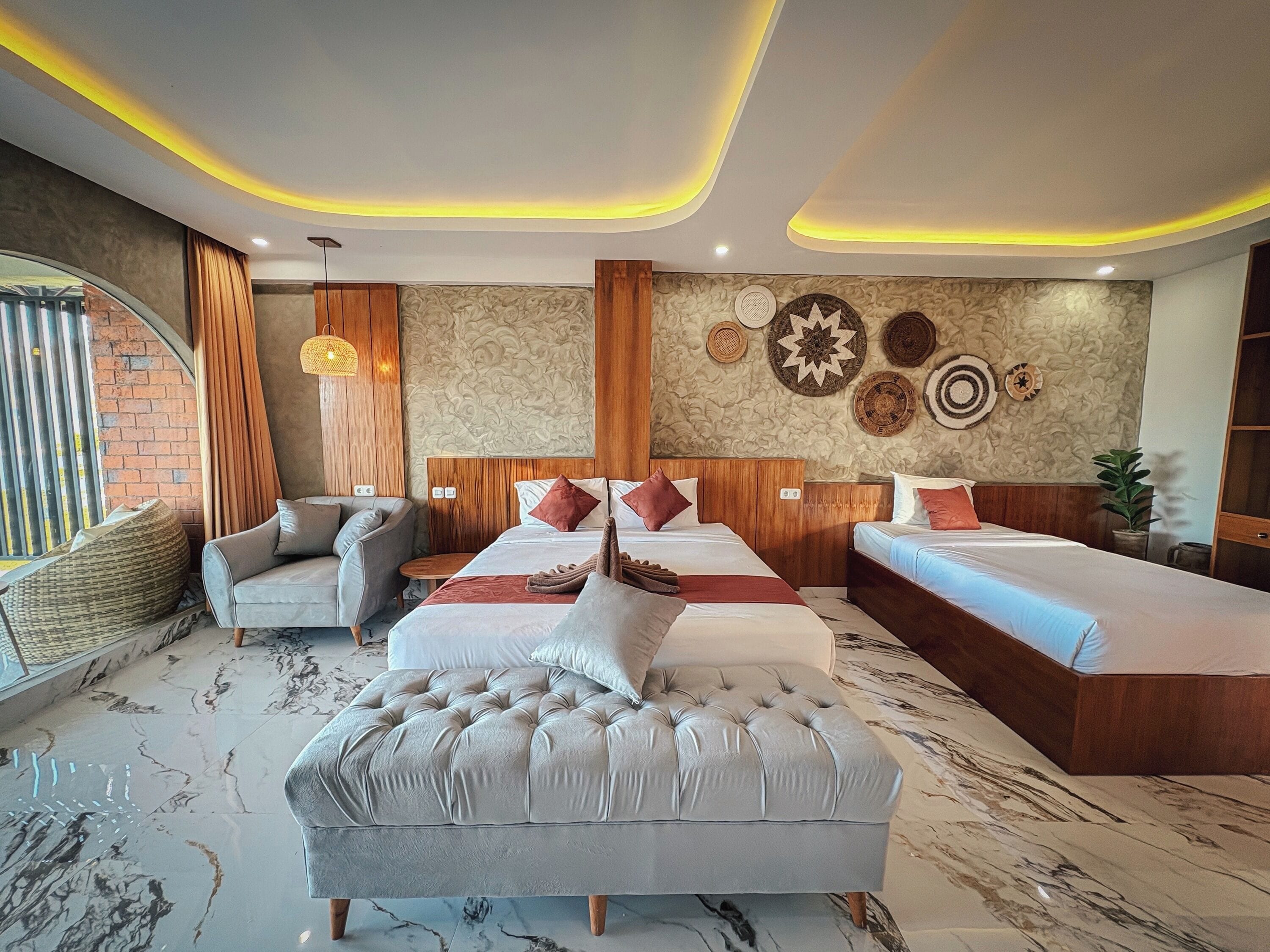 Caldera Hotel & Restaurant