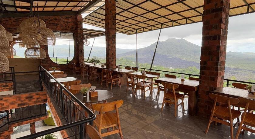 Caldera Hotel & Restaurant