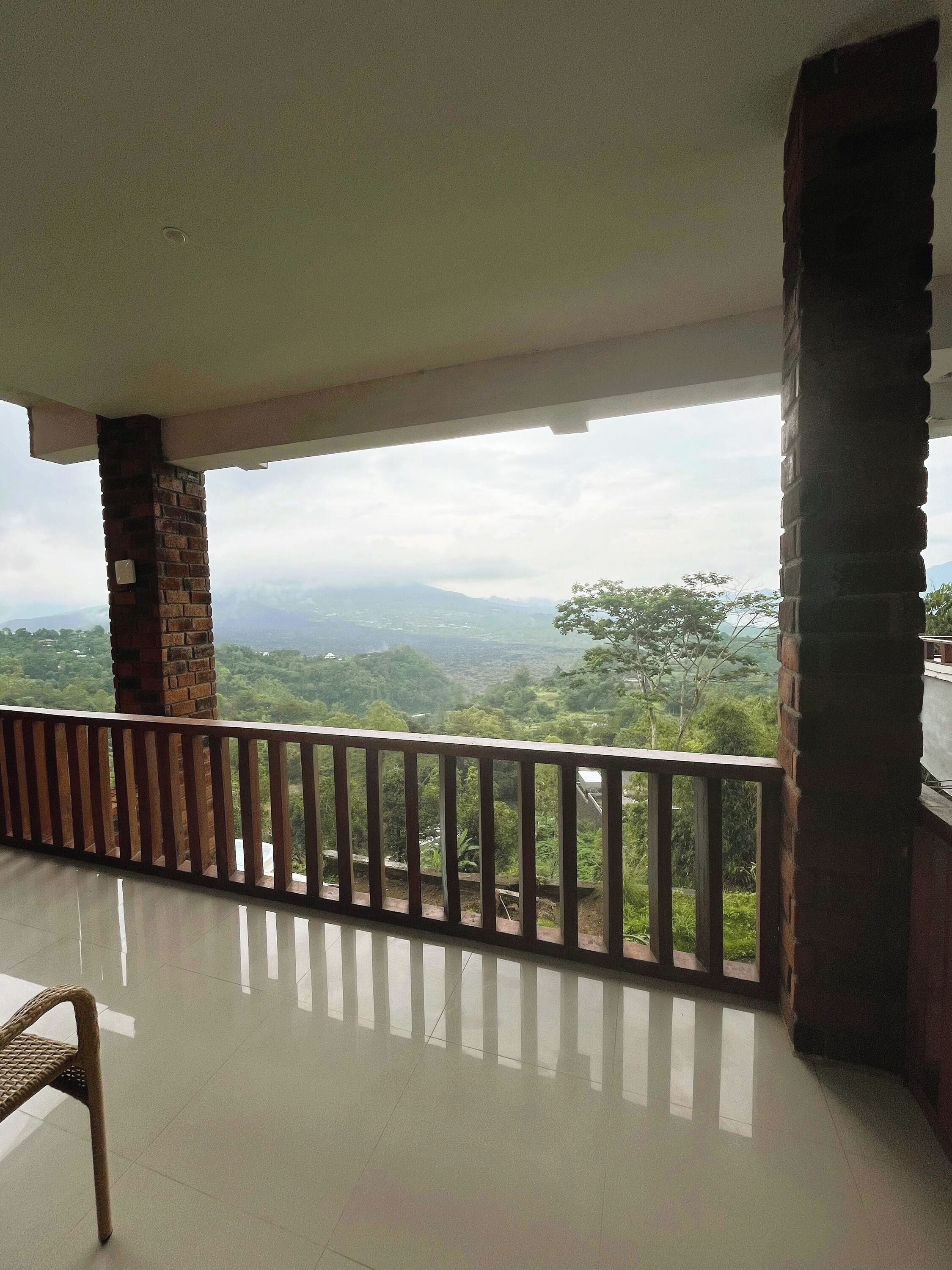 Caldera Hotel & Restaurant