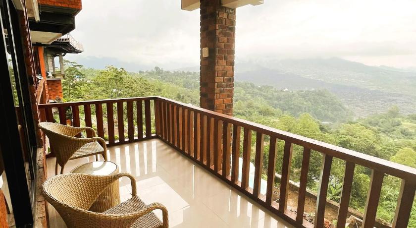 Caldera Hotel & Restaurant