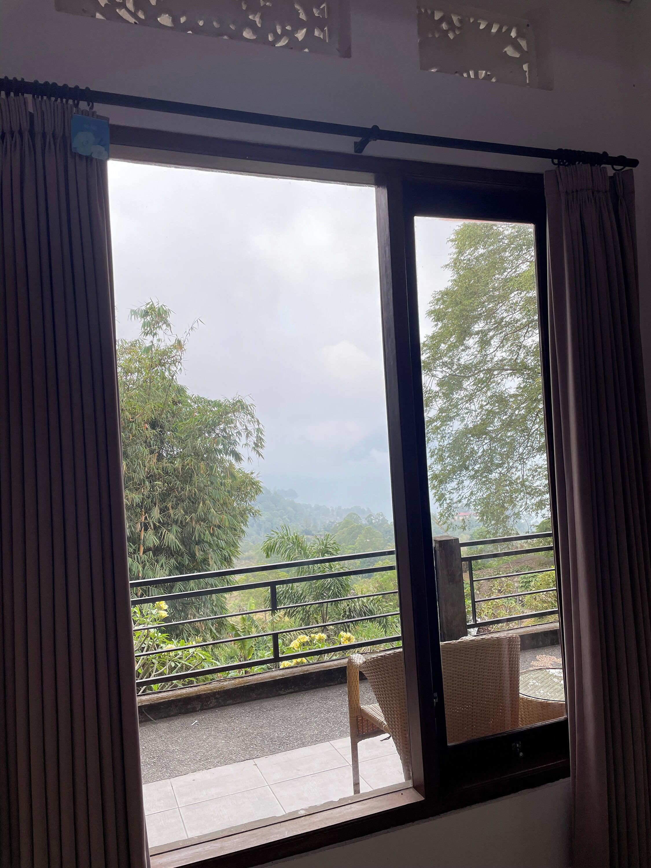 Caldera Hotel & Restaurant