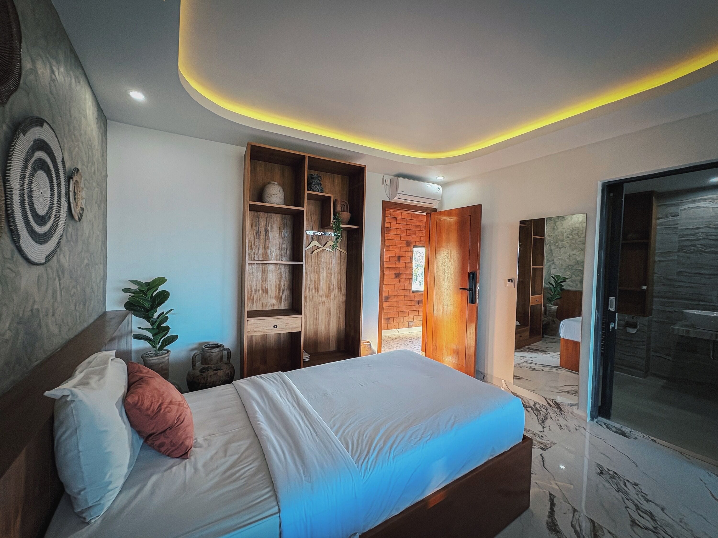 Caldera Hotel & Restaurant