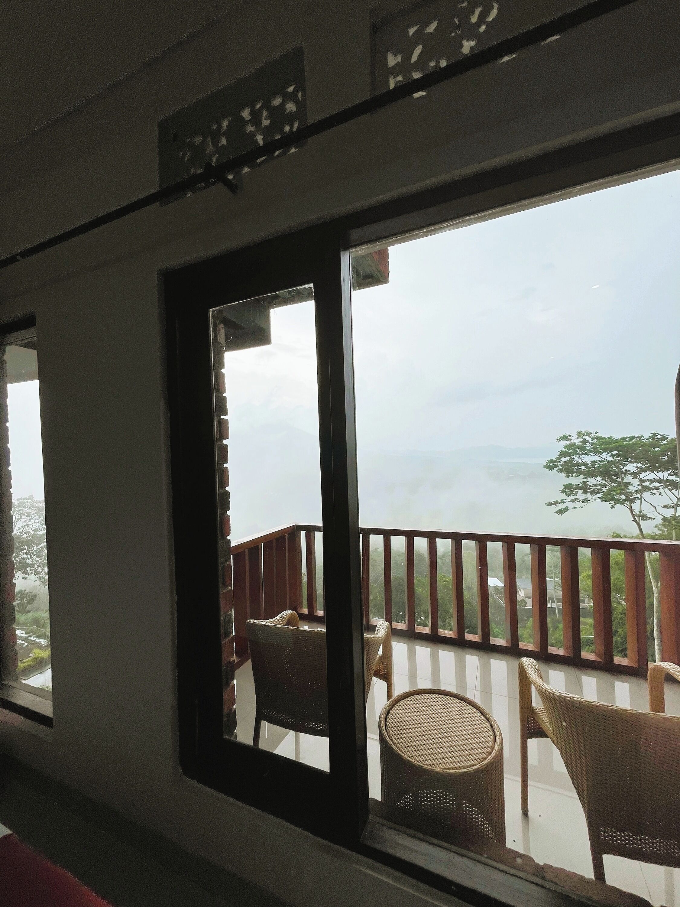 Caldera Hotel & Restaurant