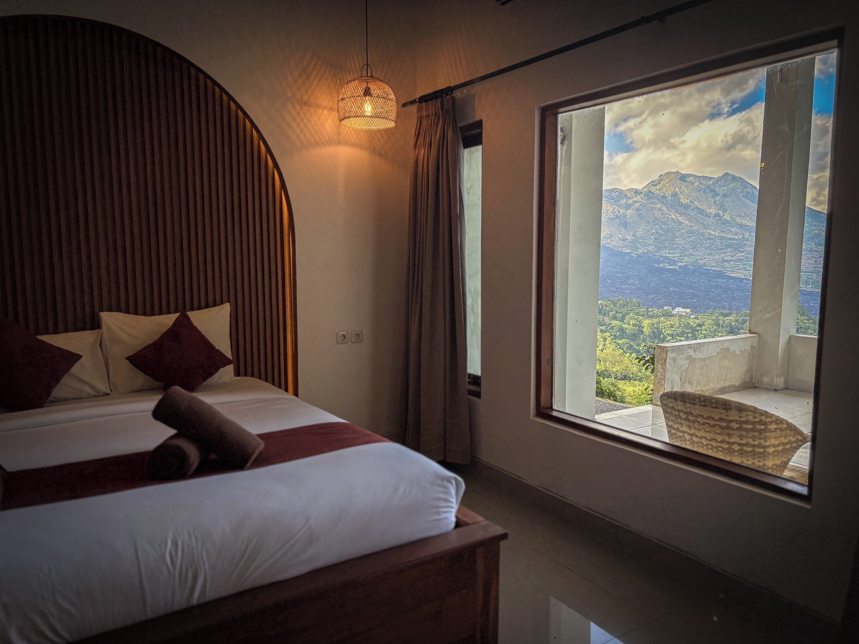 Caldera Hotel & Restaurant