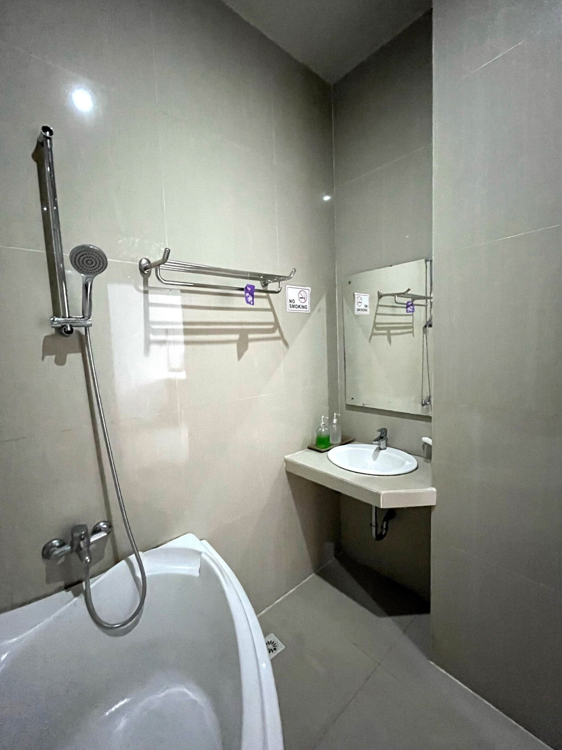 Caldera Hotel & Restaurant