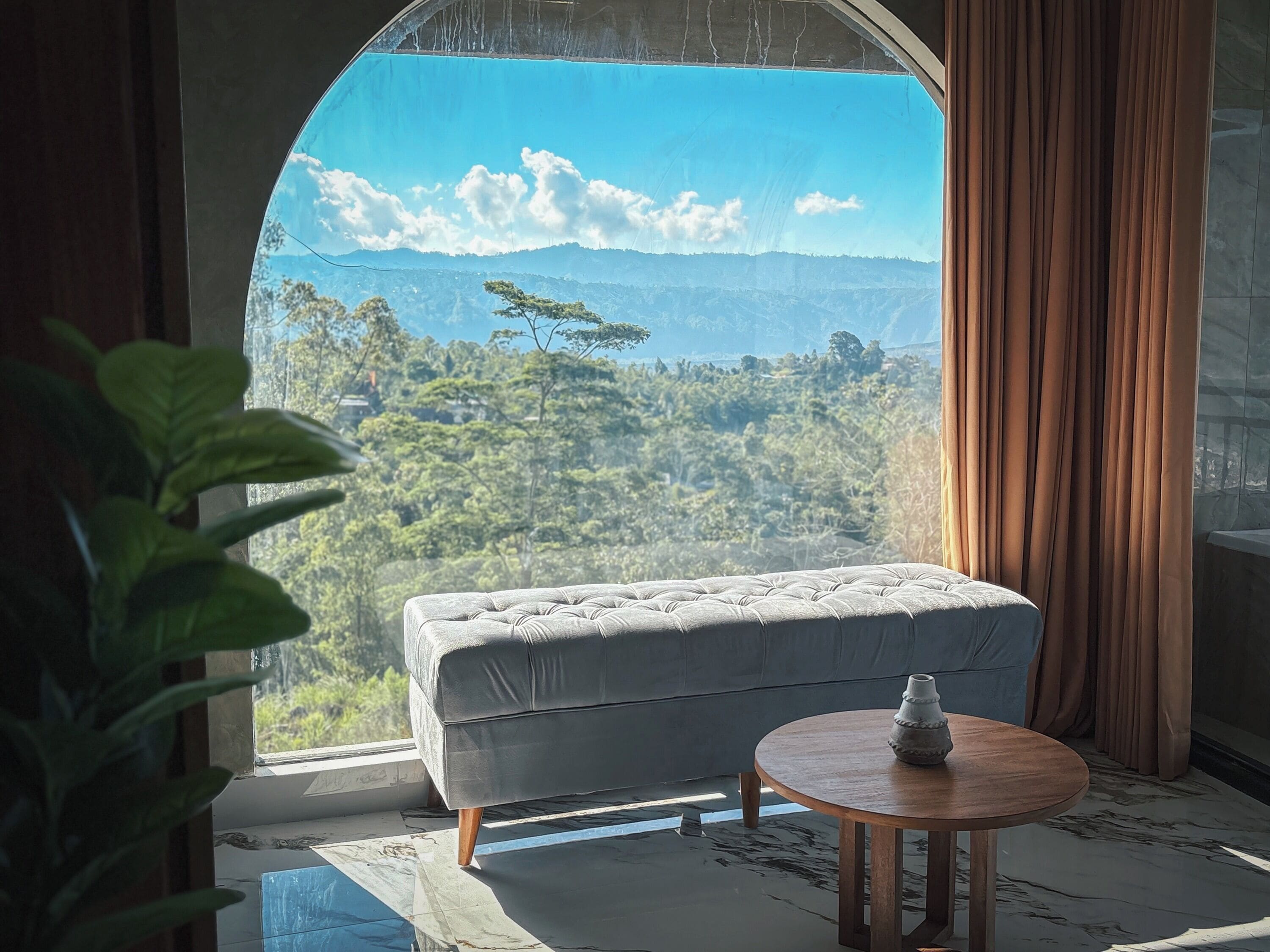 Caldera Hotel & Restaurant