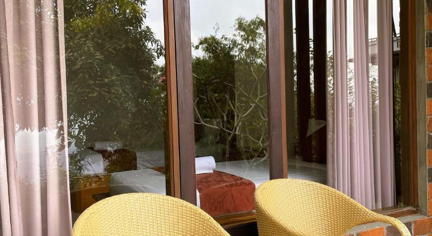 Caldera Hotel & Restaurant