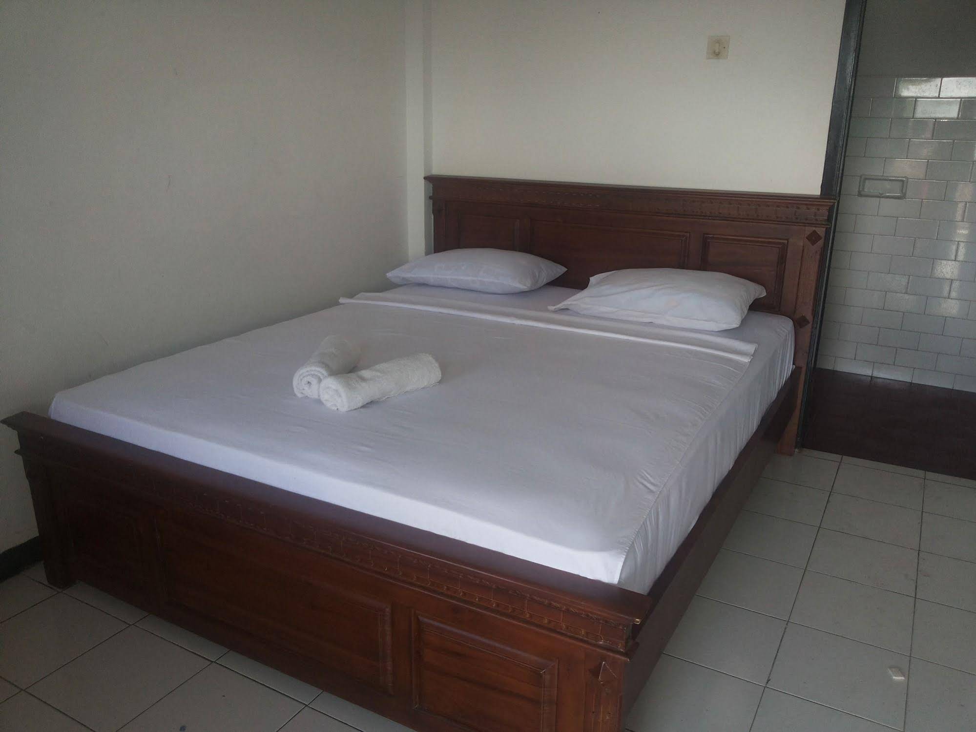 Surya Hotel & Restaurant