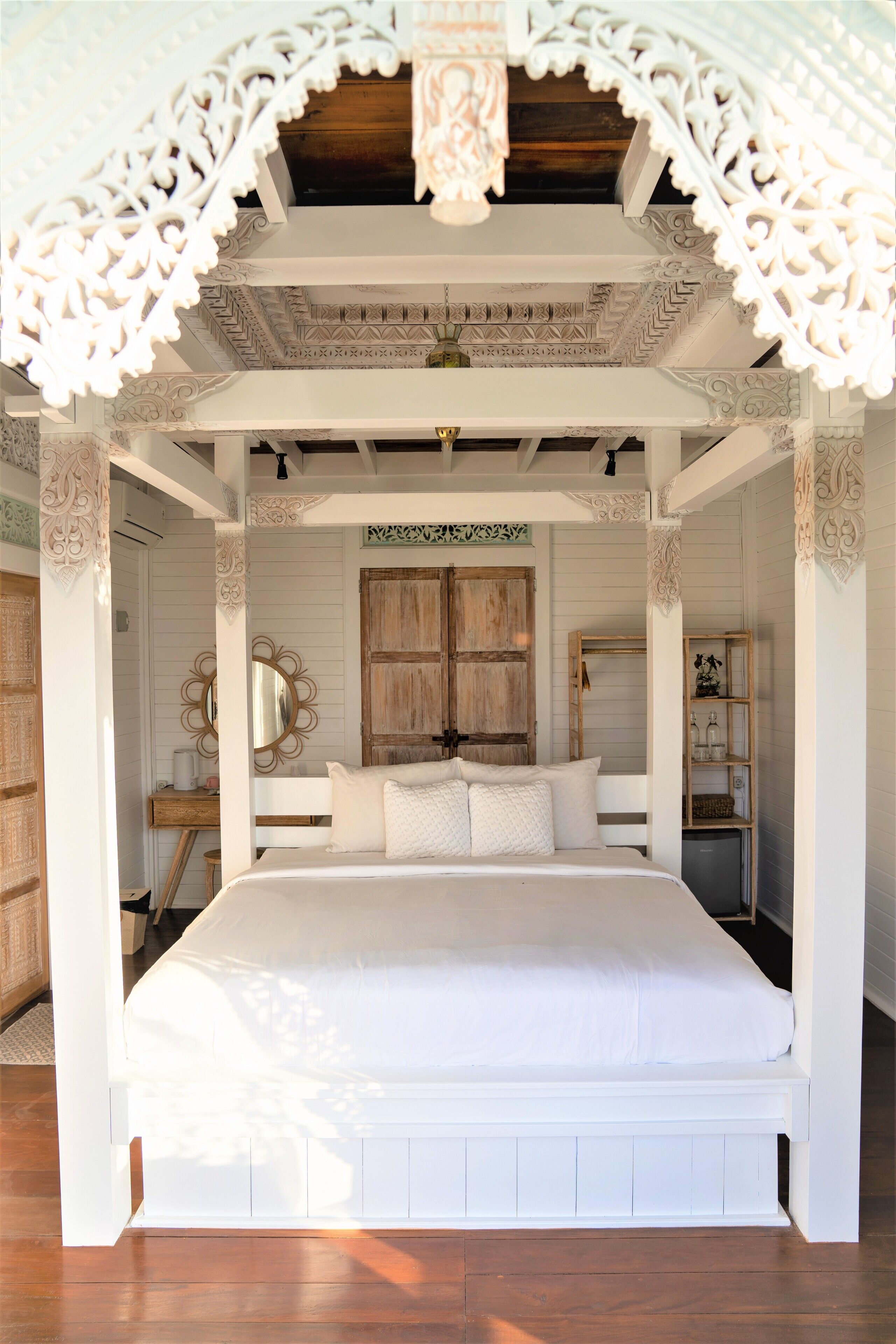 Mambo Hill Resort