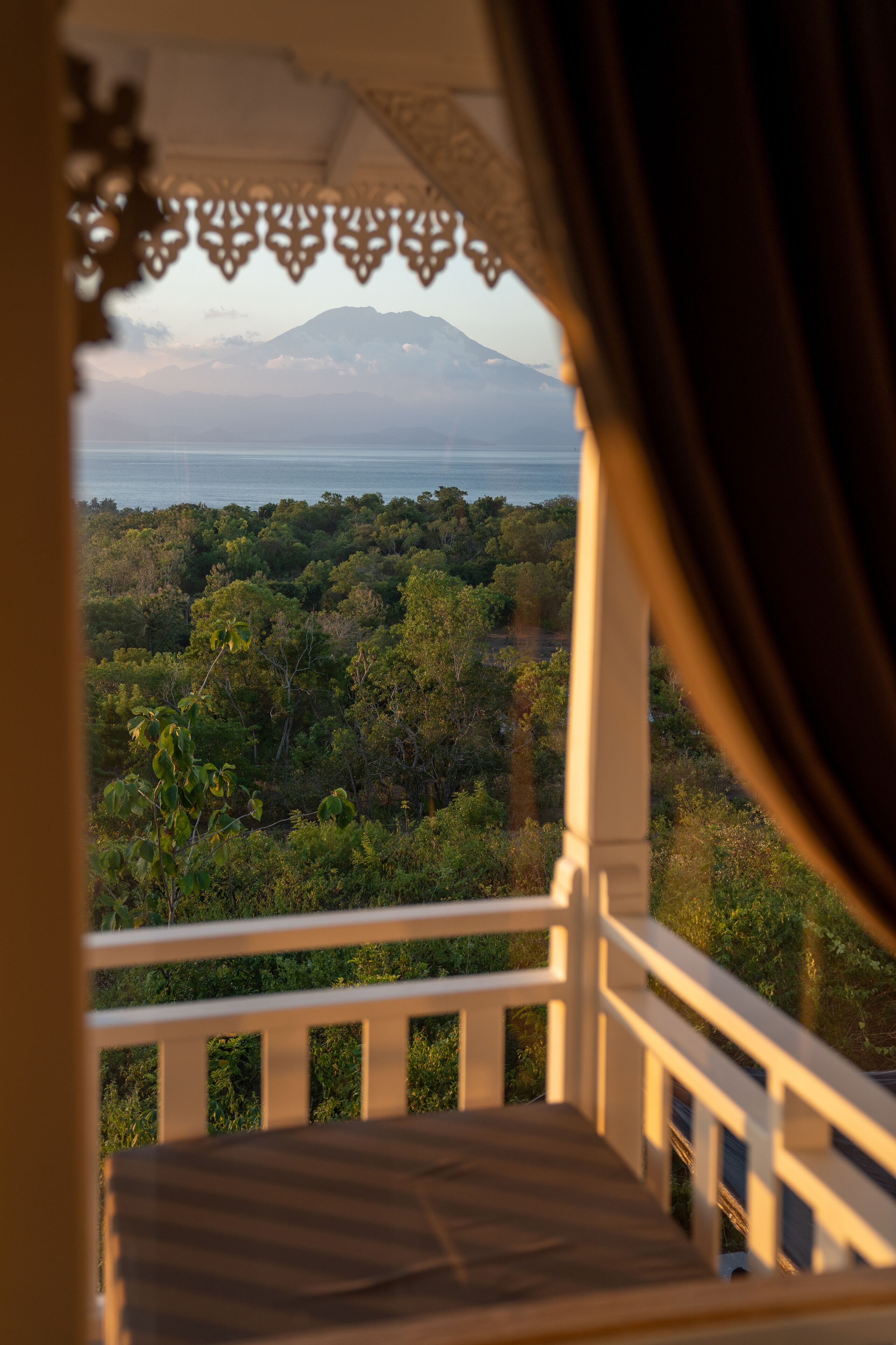 Mambo Hill Resort