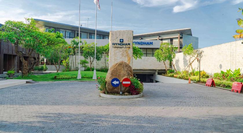 Wyndham Tamansari Jivva Resort Bali