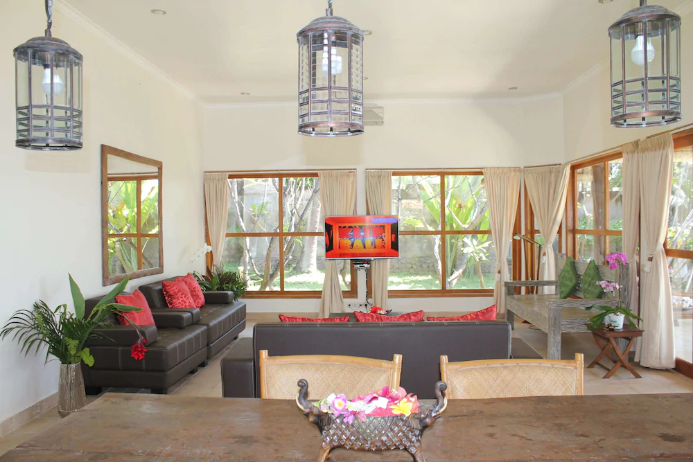 The Ning Beach & Villa
