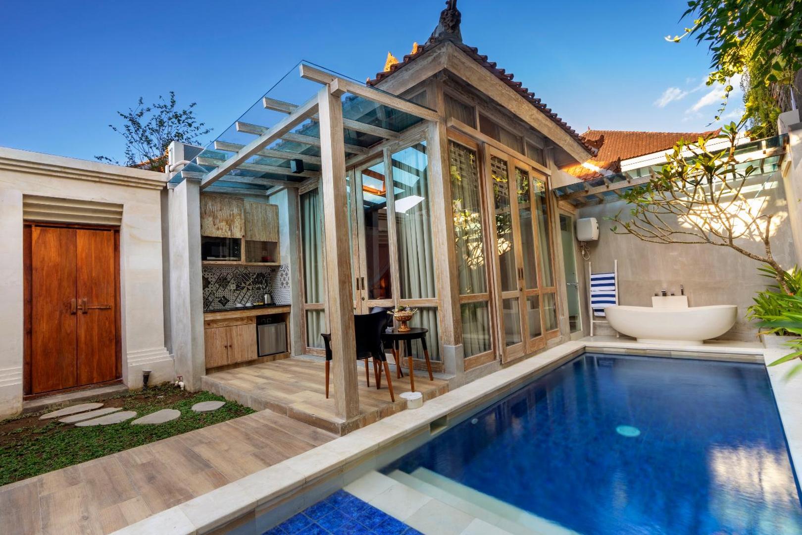 18 Suite Villa Loft @ Kuta