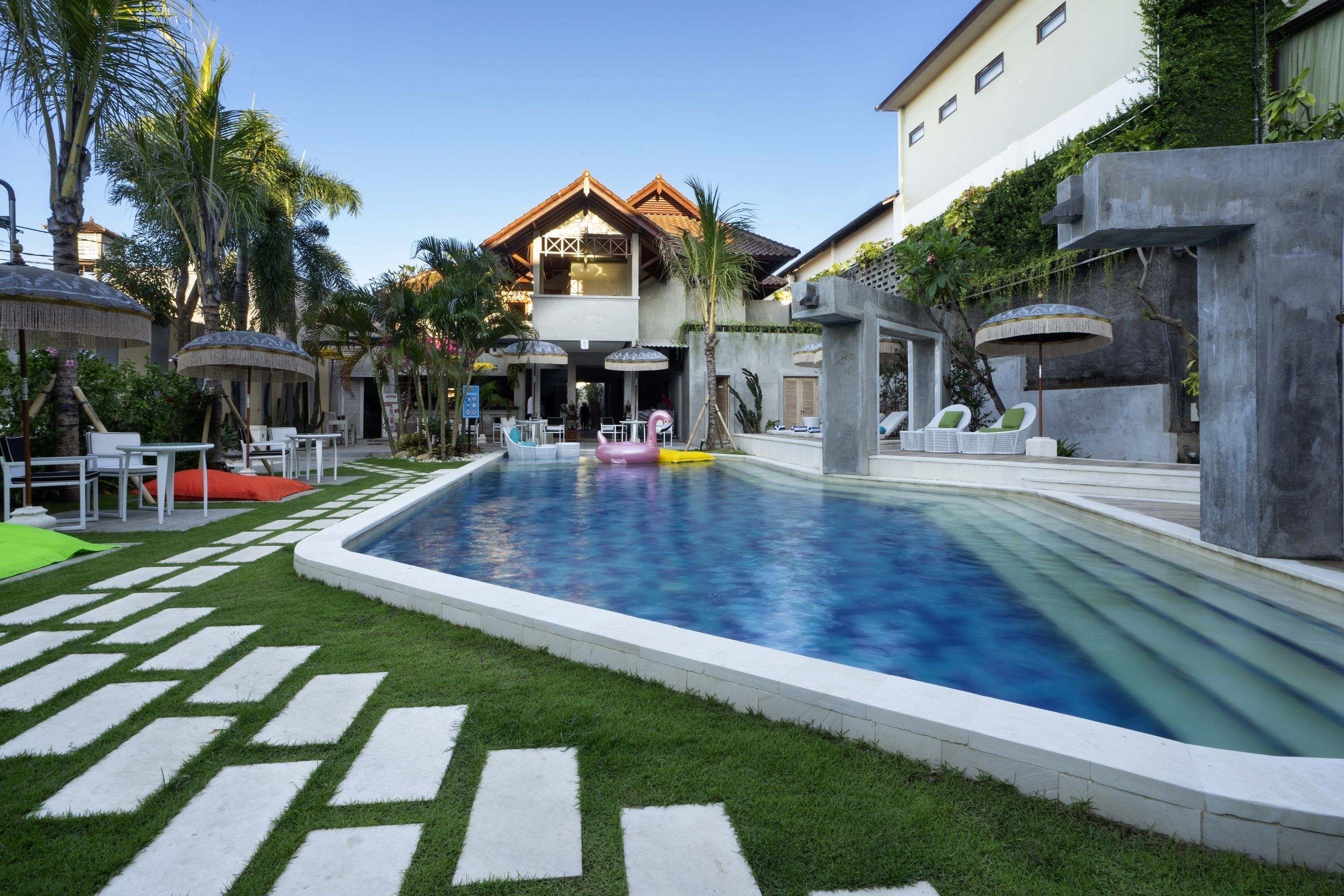 18 Suite Villa Loft @ Kuta