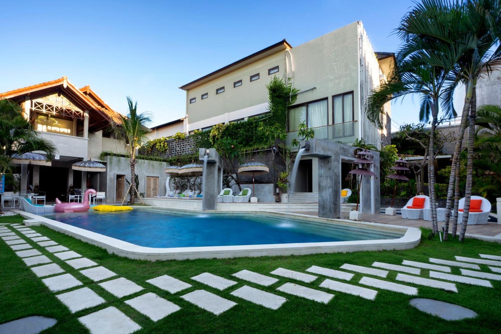 18 Suite Villa Loft @ Kuta