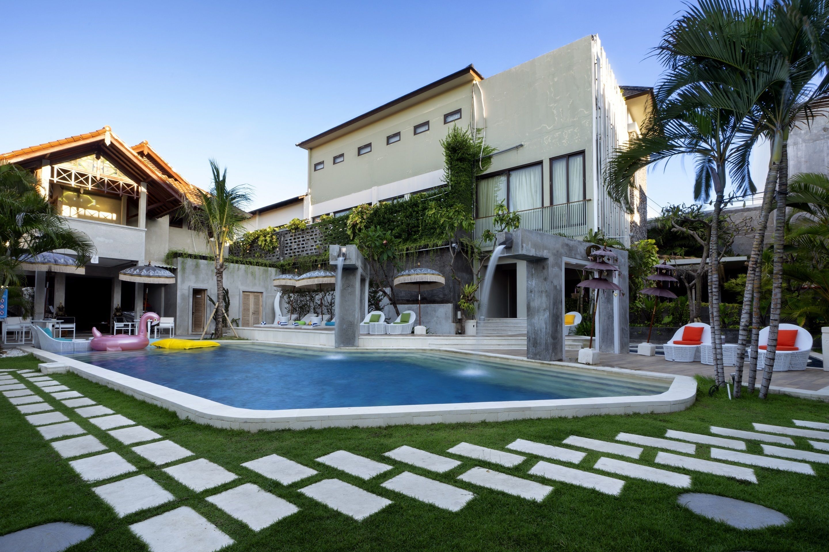 18 Suite Villa Loft @ Kuta