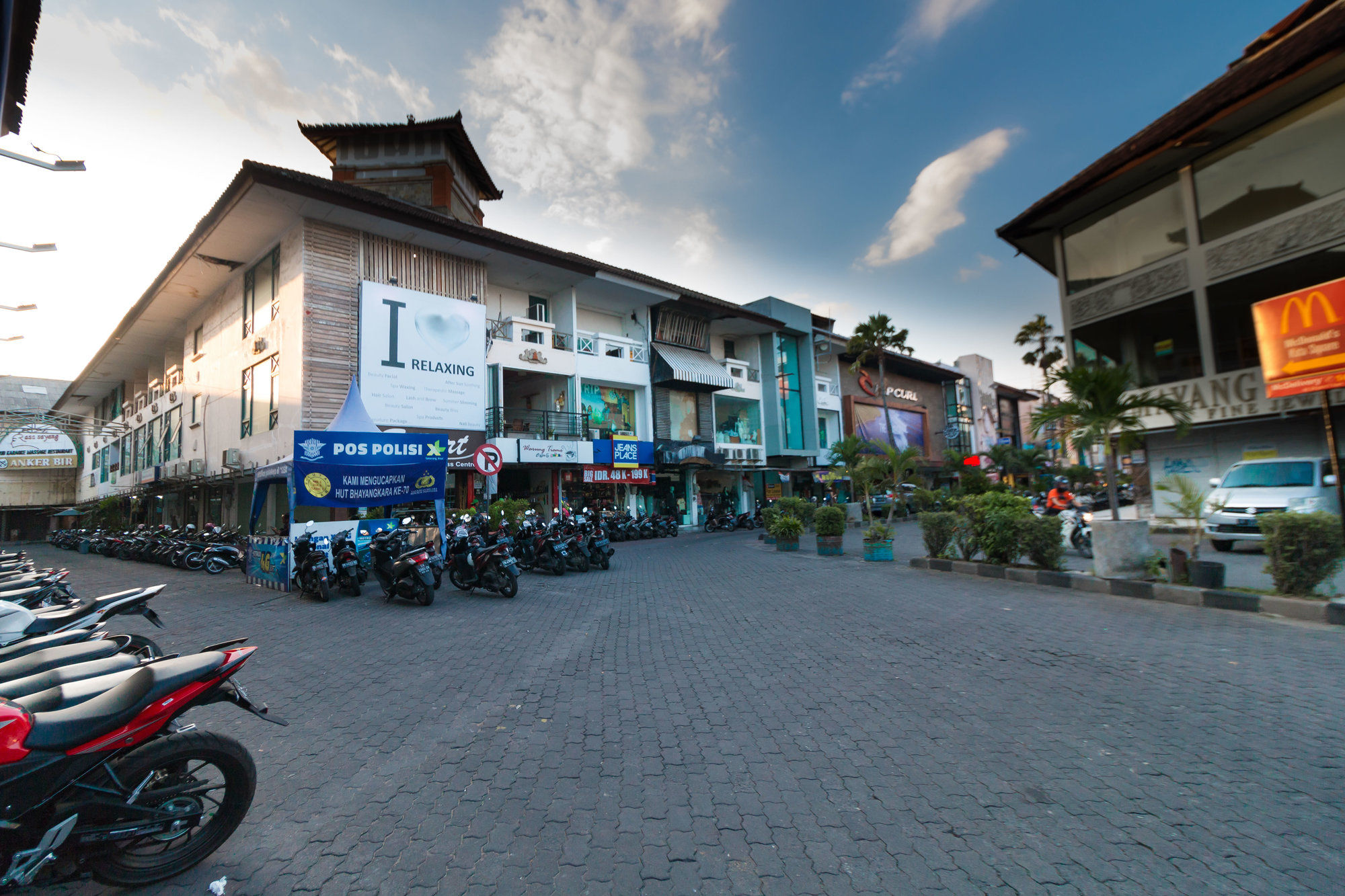 AB Hotel Kuta