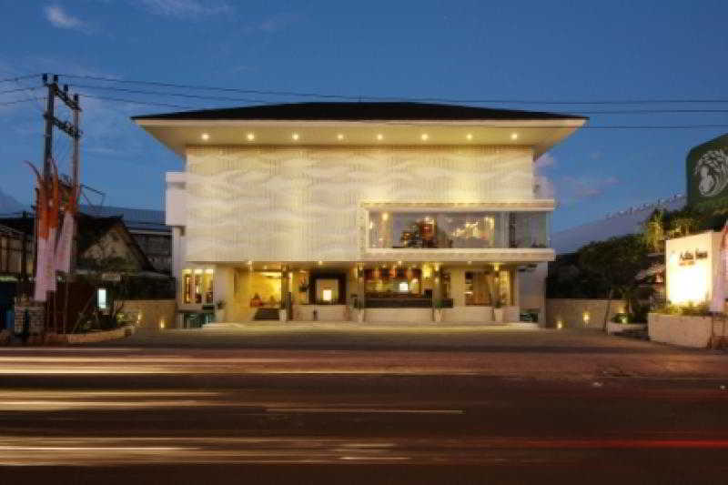Holiday Inn Express Bali Sunset Road