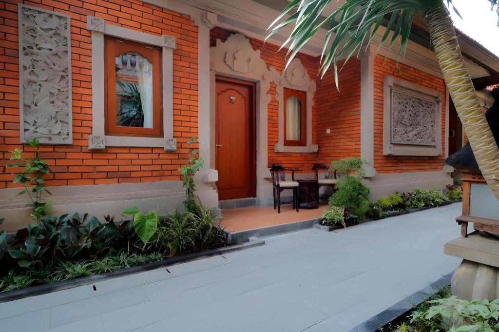 Adi Dharma Hotel Legian