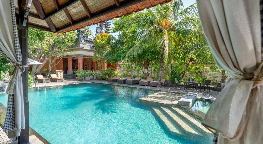 Adi Dharma Hotel Legian