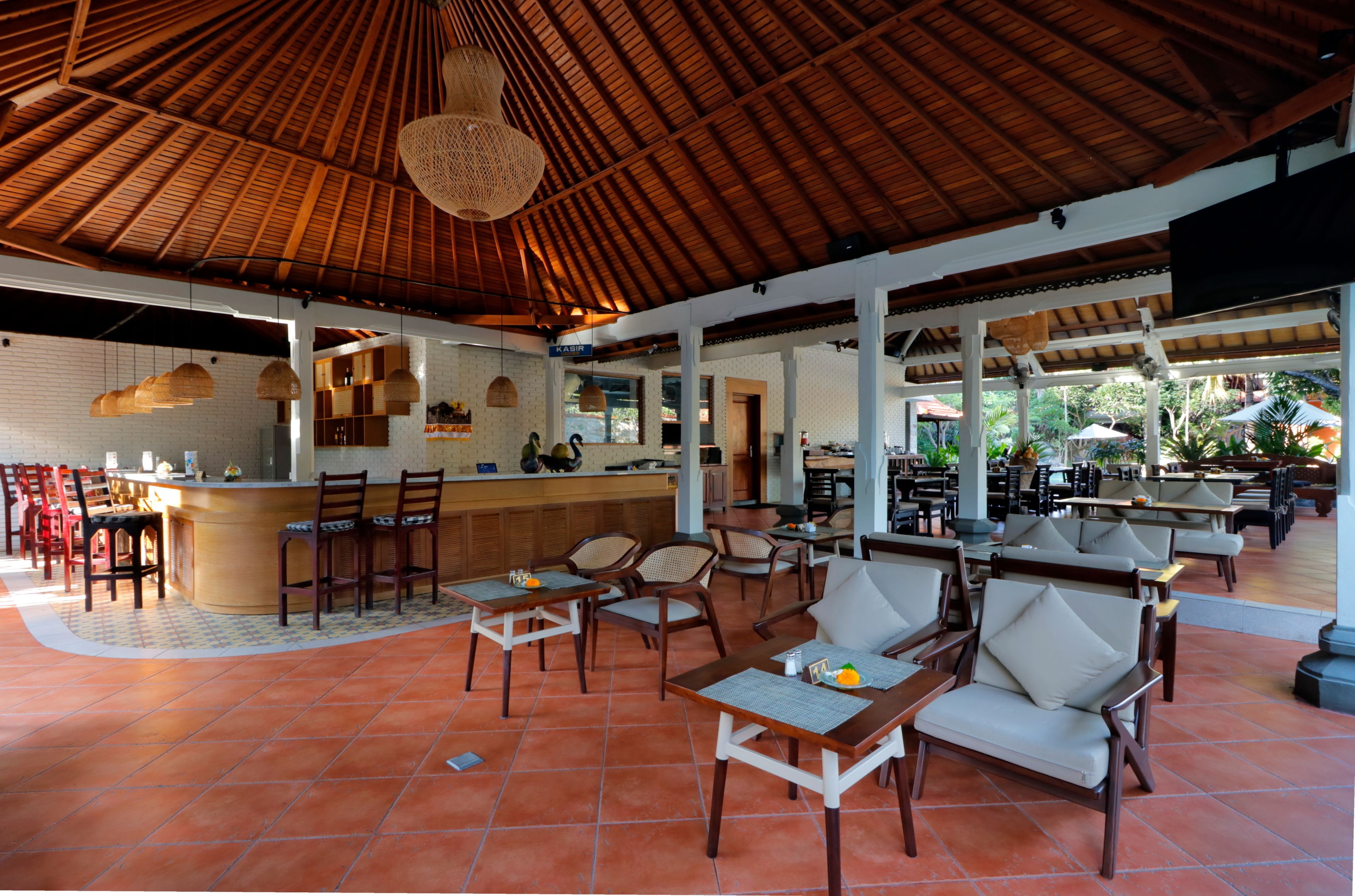 Adi Dharma Hotel Legian