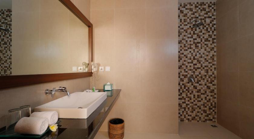 Adi Dharma Hotel Legian