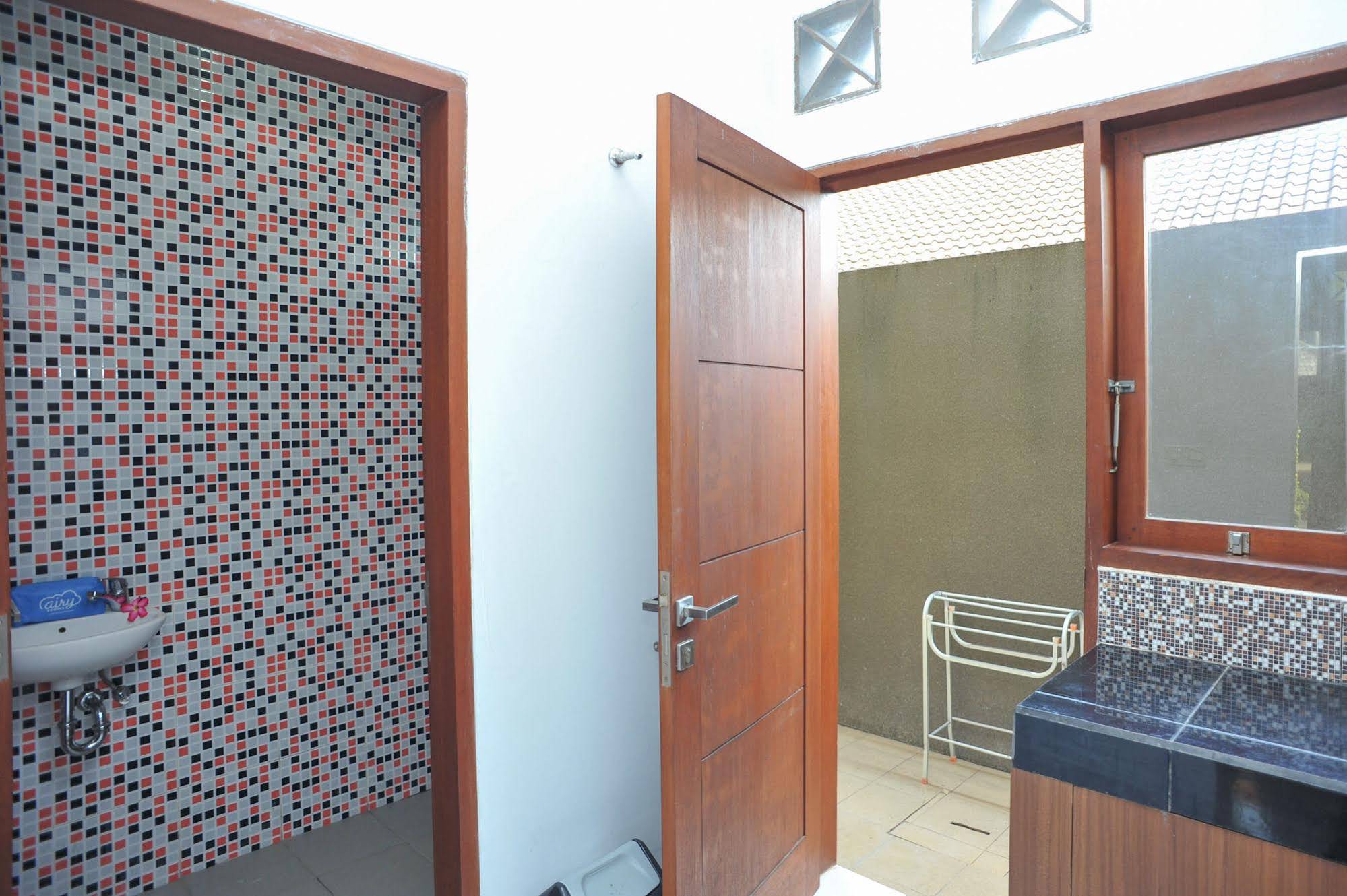 Airy Eco Kuta Bypass Ngurah Rai Gang Patasari 2 Bali