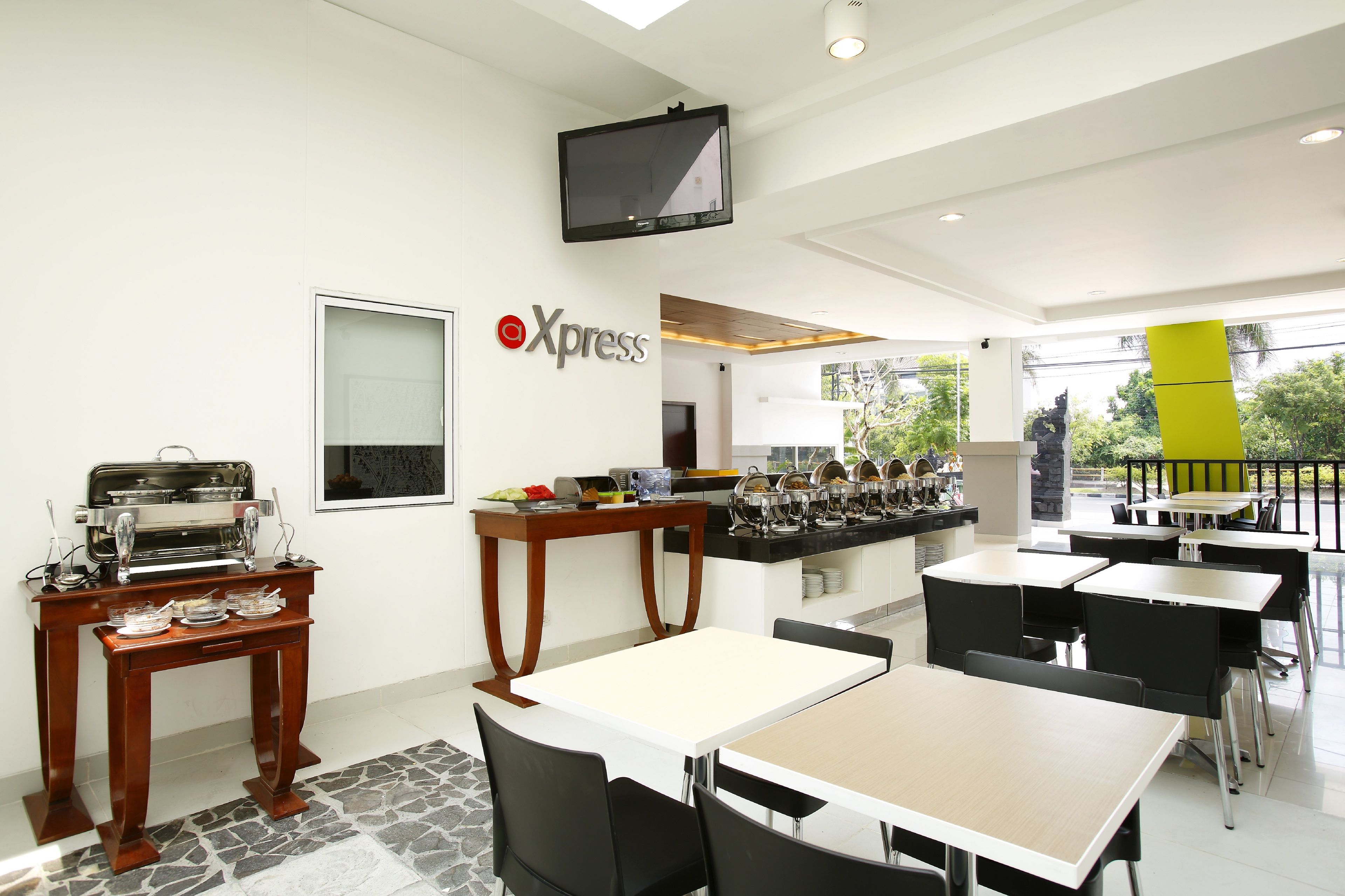 Amaris Hotel Sunset Road