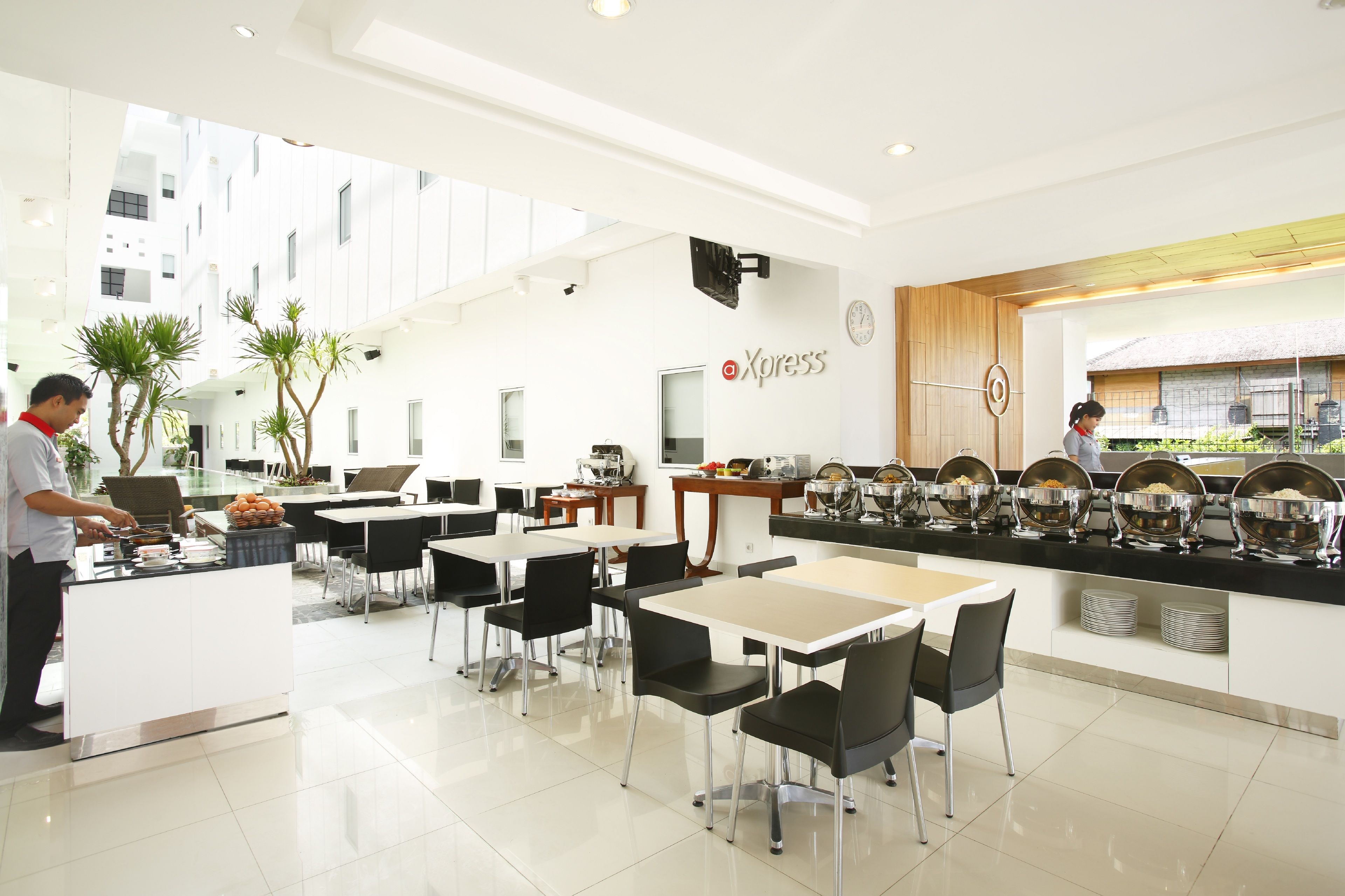 Amaris Hotel Sunset Road