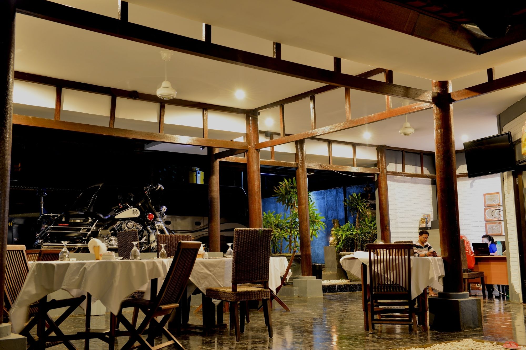Amazing Cabin Hostel