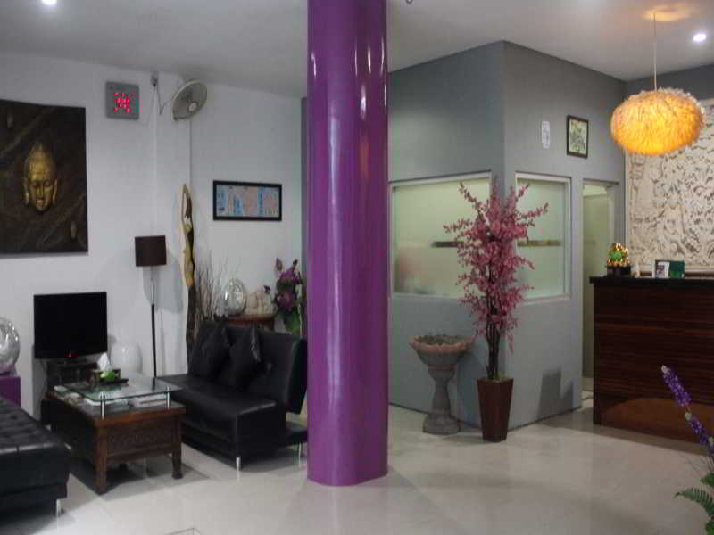 A Residence Truly Convenient Hotel