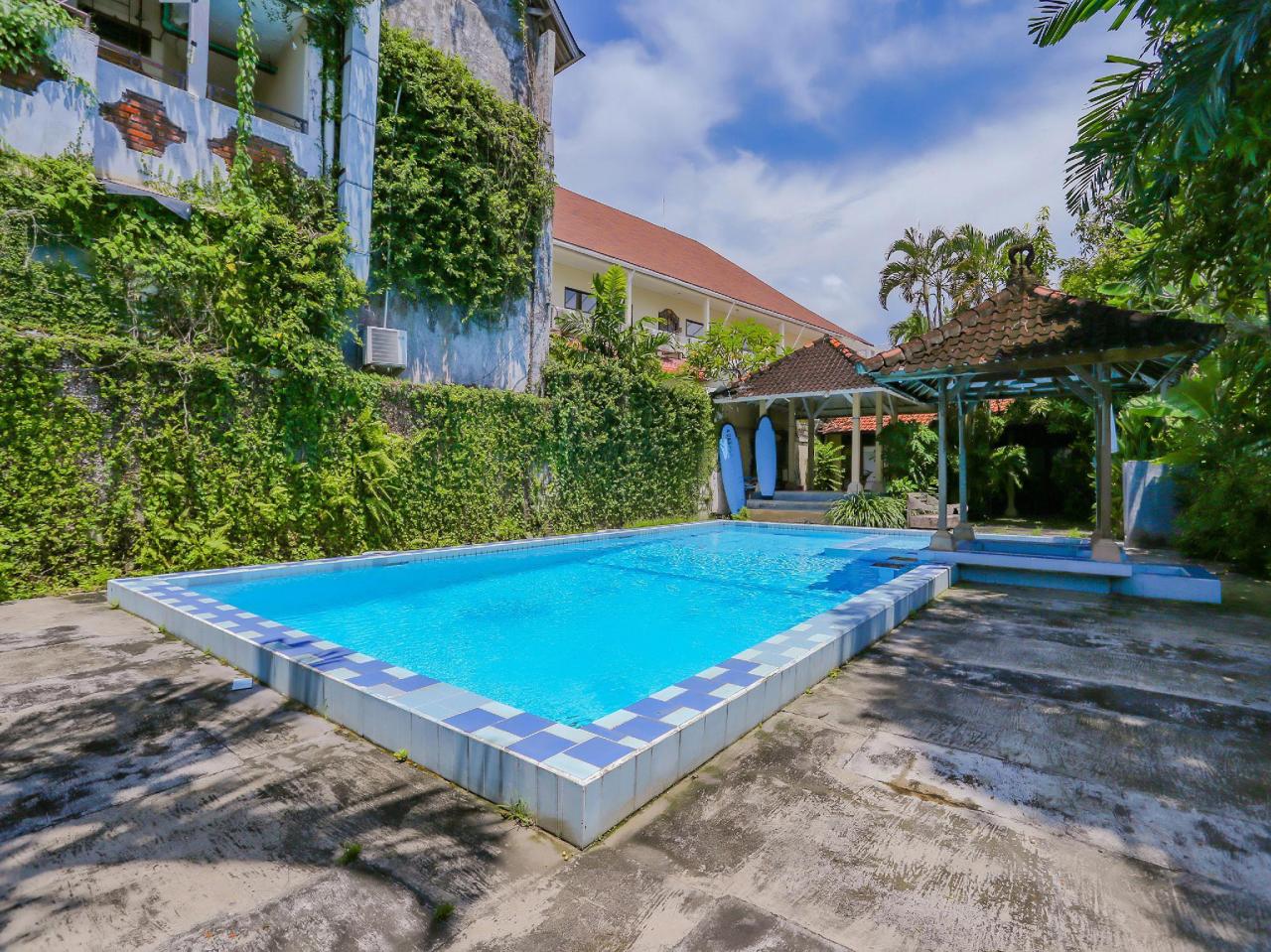 Ari Beach Inn By OYO