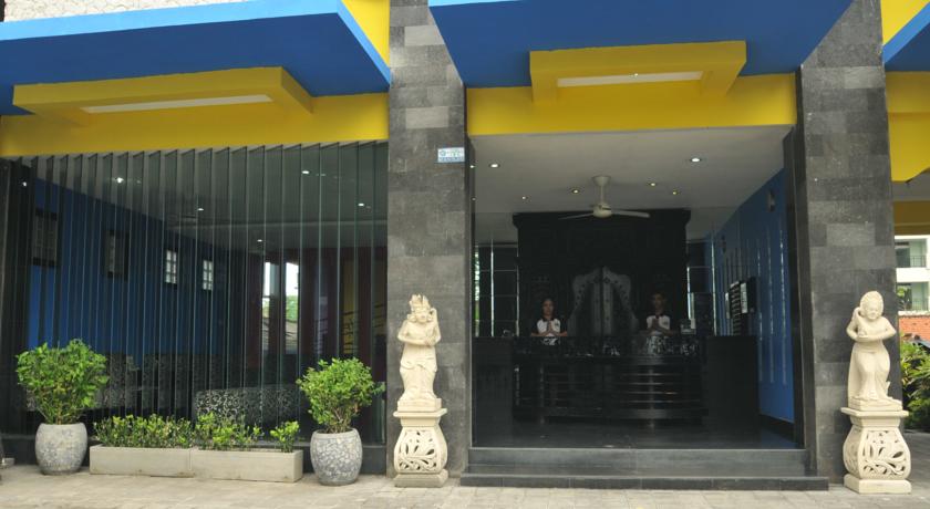 Arya Hotel and Spa